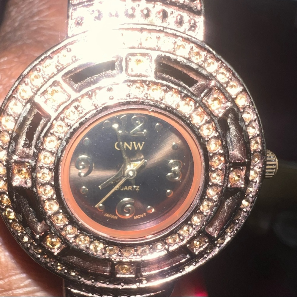 Black and Gold Women's Watch‎